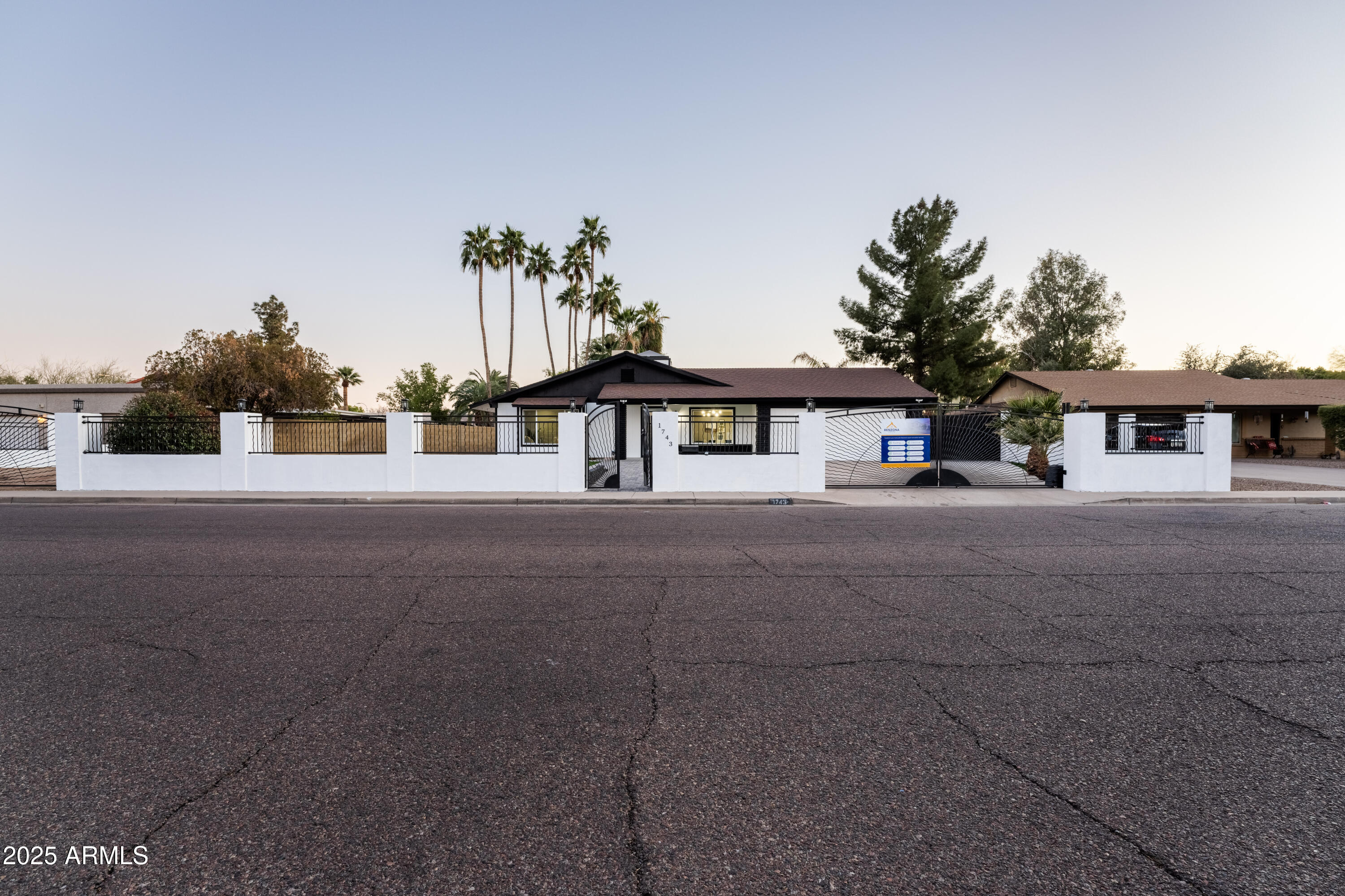 1743 West Butler Drive Phoenix, AZ 85021 - Photo 36 of 36 DSC01875-HDR