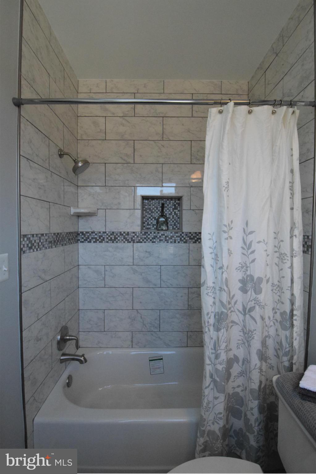 1930 First Street Northeast Washington, DC 20002 - Photo 12 of 28 Bath (Master)