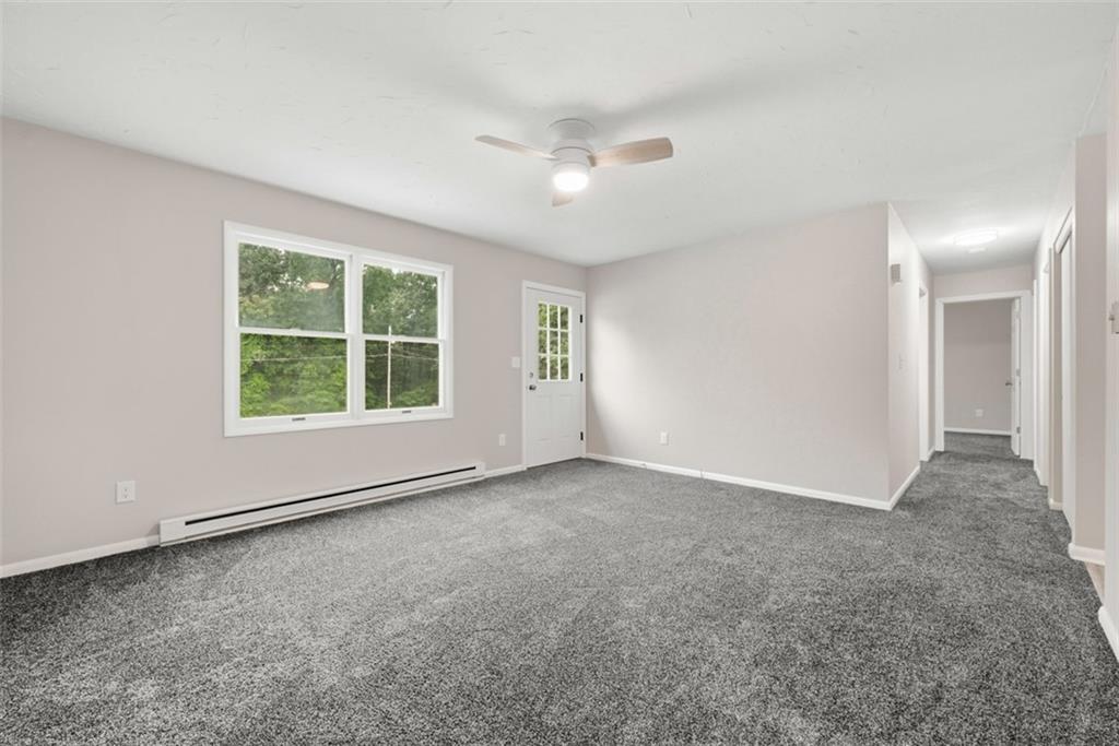 121 Kyle Road Valencia, PA 16059 - Photo 5 of 36