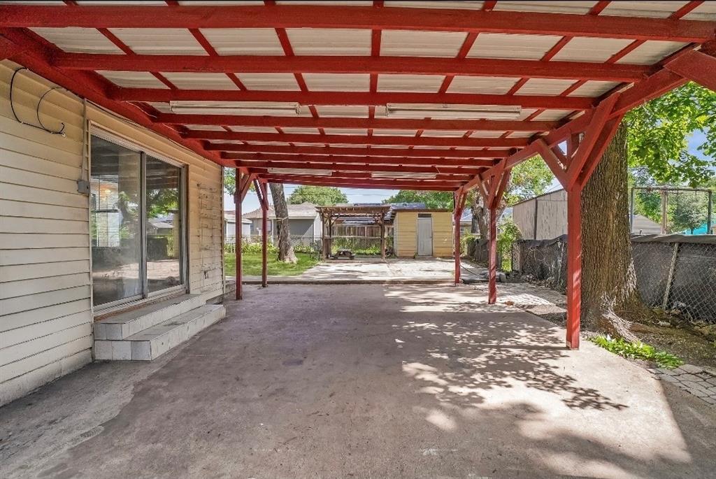 2725 Aster Street Dallas, TX 75211 - Photo 23 of 25