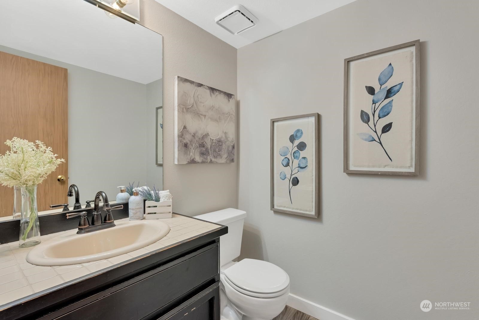 11703 Northeast 166th Court Bothell, WA 98011 - Photo 13 of 29 Gallery Image 13
