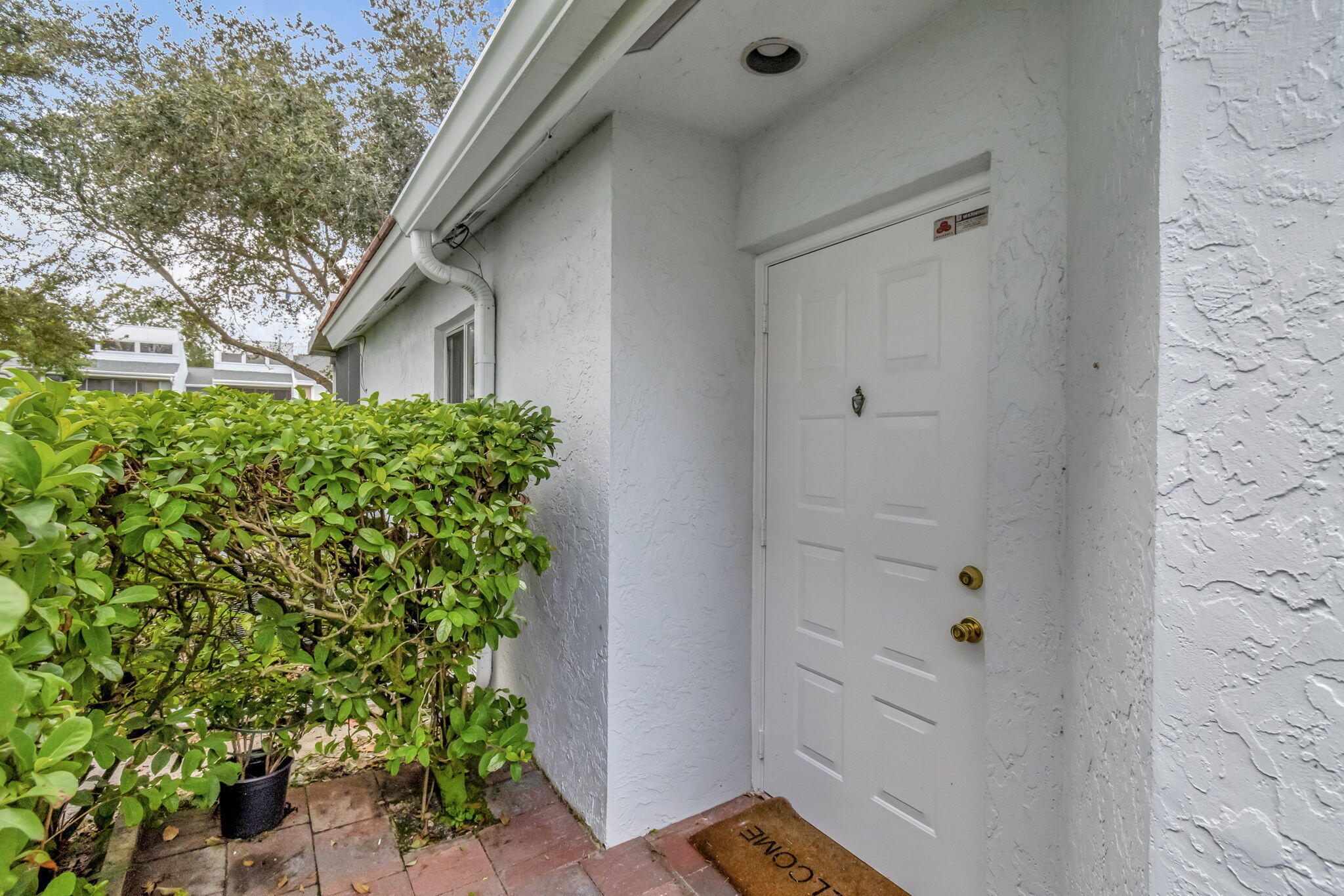 6215 Old Court Road, Unit 501 Boca Raton, FL 33433 - Photo 4 of 46 5-web-or-mls-DSC_2945