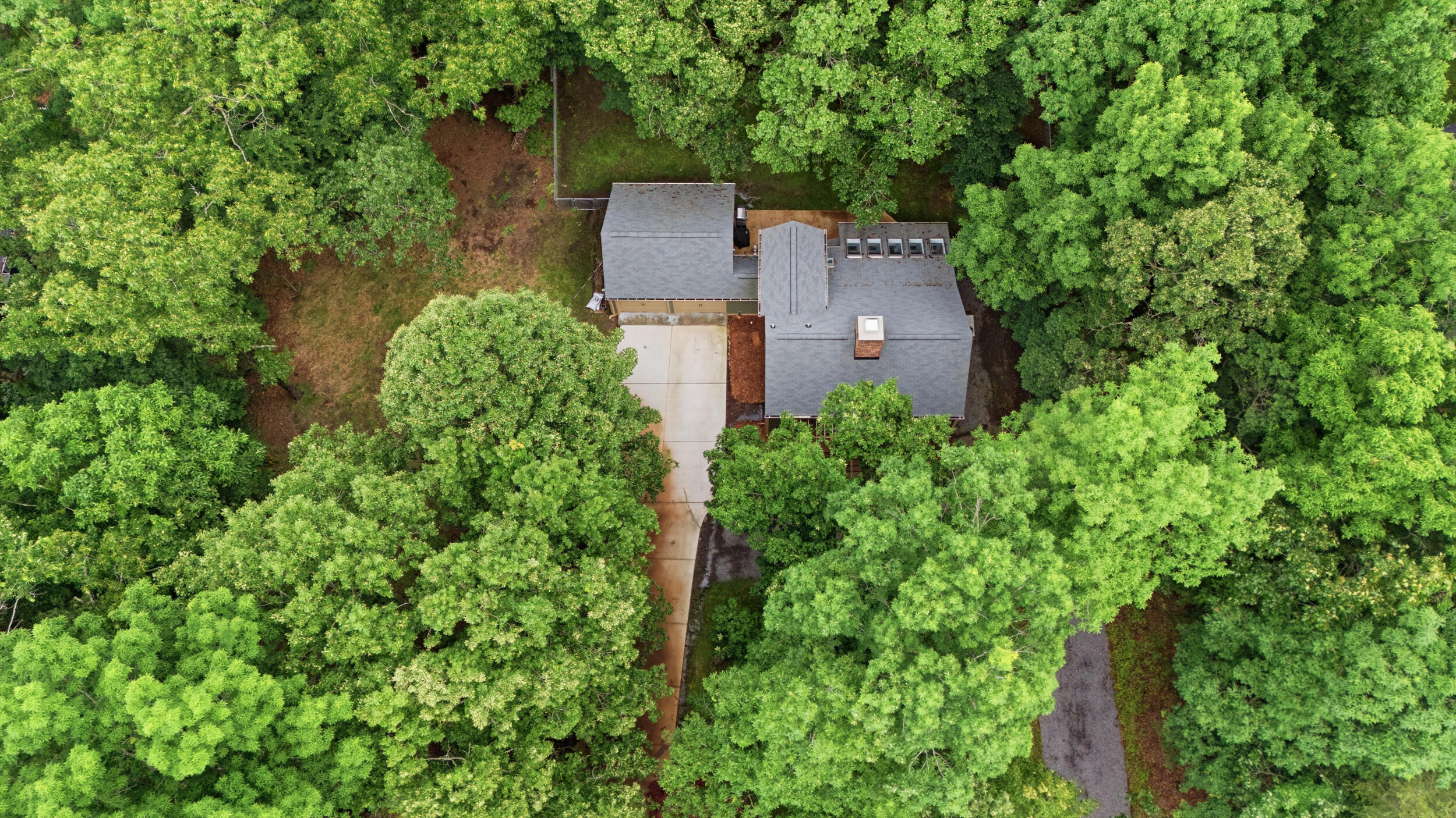 2604 Stewart Road Signal Mountain, TN 37377 - Photo 40 of 46 2604 stewart rd-41