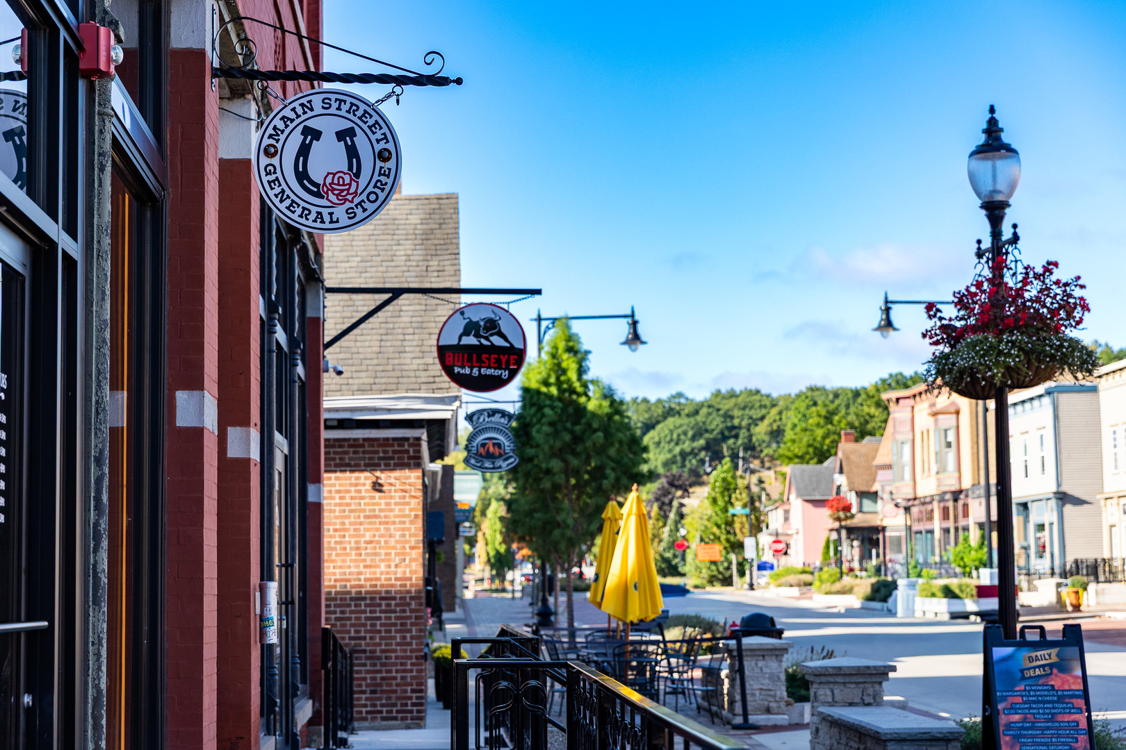 2308 Loop Road Algonquin, IL 60102 - Photo 59 of 73 a street sign on a wall next to a building