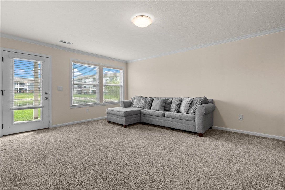 141 Old Pond Road Springboro, OH 45066 - Photo 10 of 29 Gallery Image 10