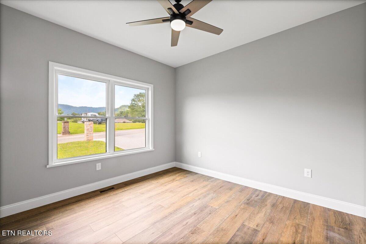 161 Grandview Ln. Jacksboro, TN 37757 - Photo 17 of 45 25-Grandview