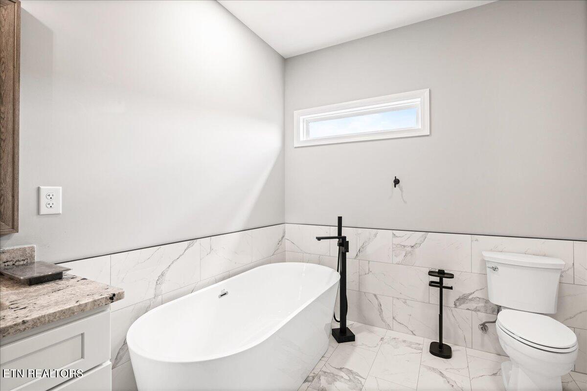 161 Grandview Ln. Jacksboro, TN 37757 - Photo 27 of 45 28-Grandview