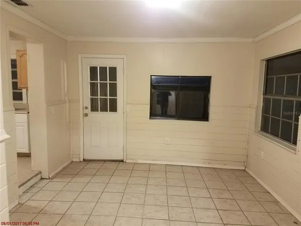 $800 | 611 North Lakewood Avenue, Ocoee, FL 34761