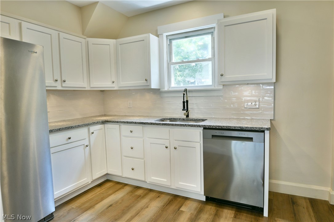 722 5th Street Struthers, OH 44471 - Photo 10 of 36