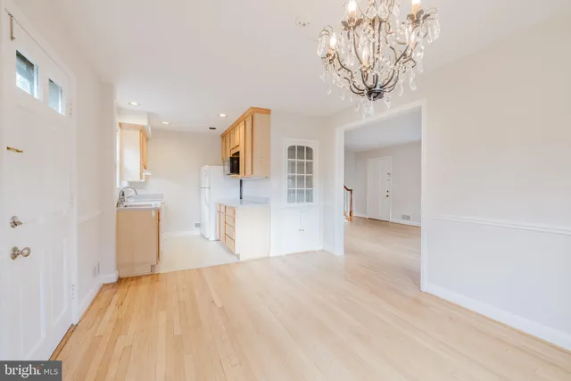 $2,800 | 904 Locustvale Road, Towson, MD 21204