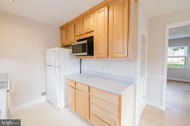 $2,800 | 904 Locustvale Road, Towson, MD 21204