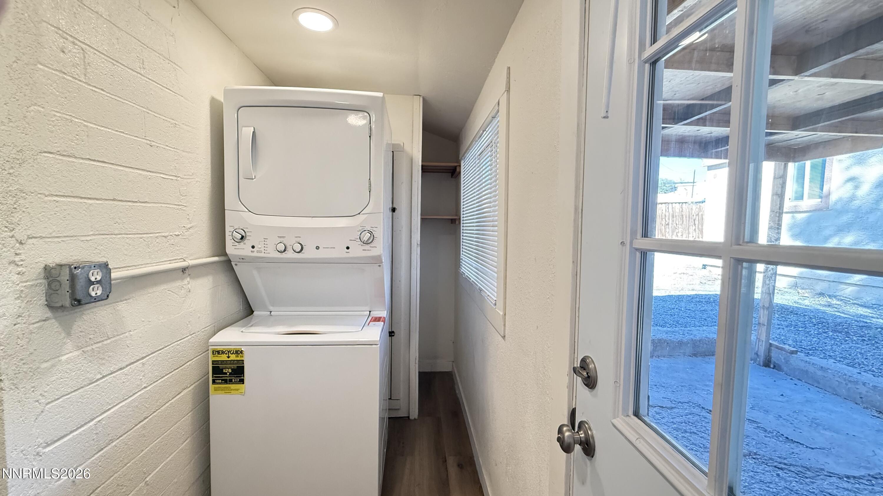 1939 Wilder Street Reno, NV 89512 - Photo 16 of 28 a utility room with dryer and washer
