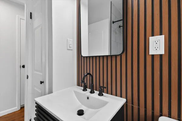 $1,500 | 8449 Penrod Street, Detroit, MI 48228