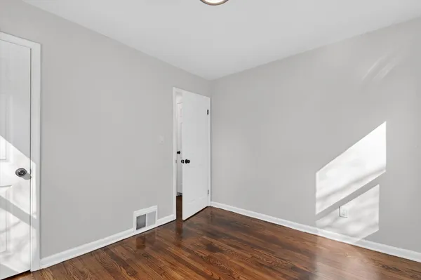 $1,500 | 8449 Penrod Street, Detroit, MI 48228