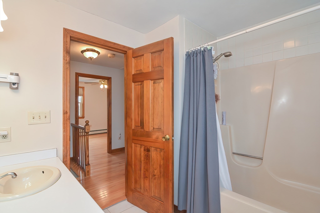21 Ida Road Worcester, MA 01604 - Photo 23 of 42 Gallery Image 23