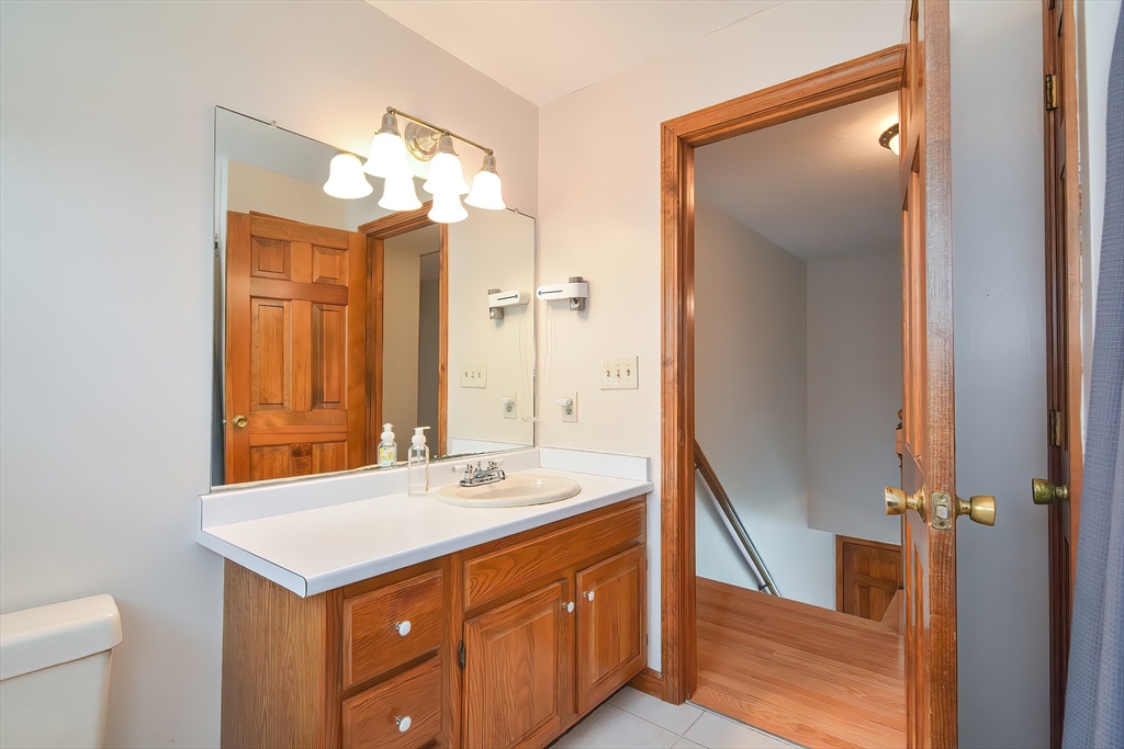21 Ida Road Worcester, MA 01604 - Photo 24 of 42 Gallery Image 24