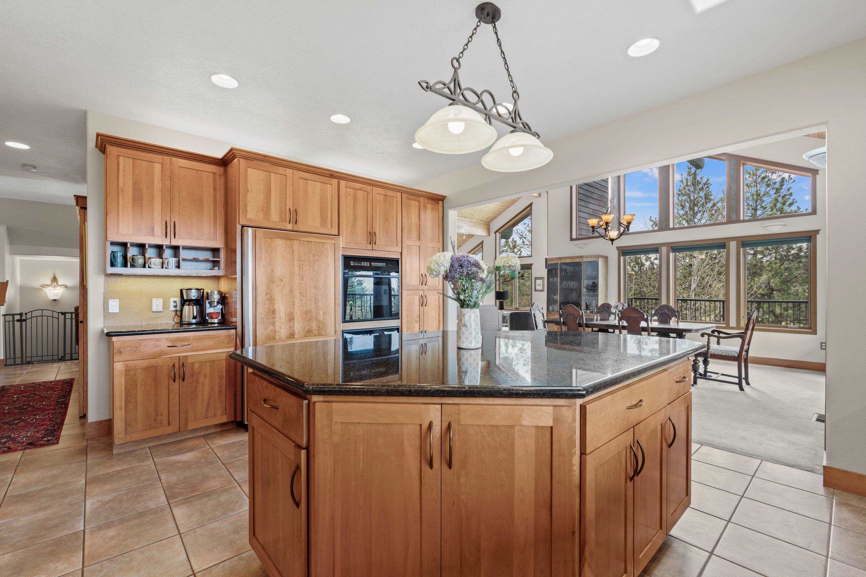 15716 North Scribner Branch Road Spokane, WA 99217 - Photo 14 of 50
