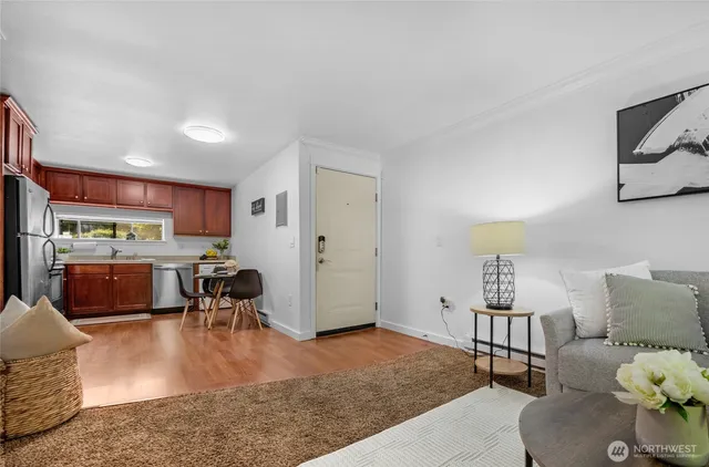 $279,990 | 23405 16th Place South, Unit C104, Des Moines, WA 98198