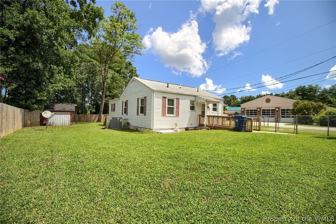 7265 Bray Road Hayes, VA 23072 - Photo 2 of 21 Gallery Image 2