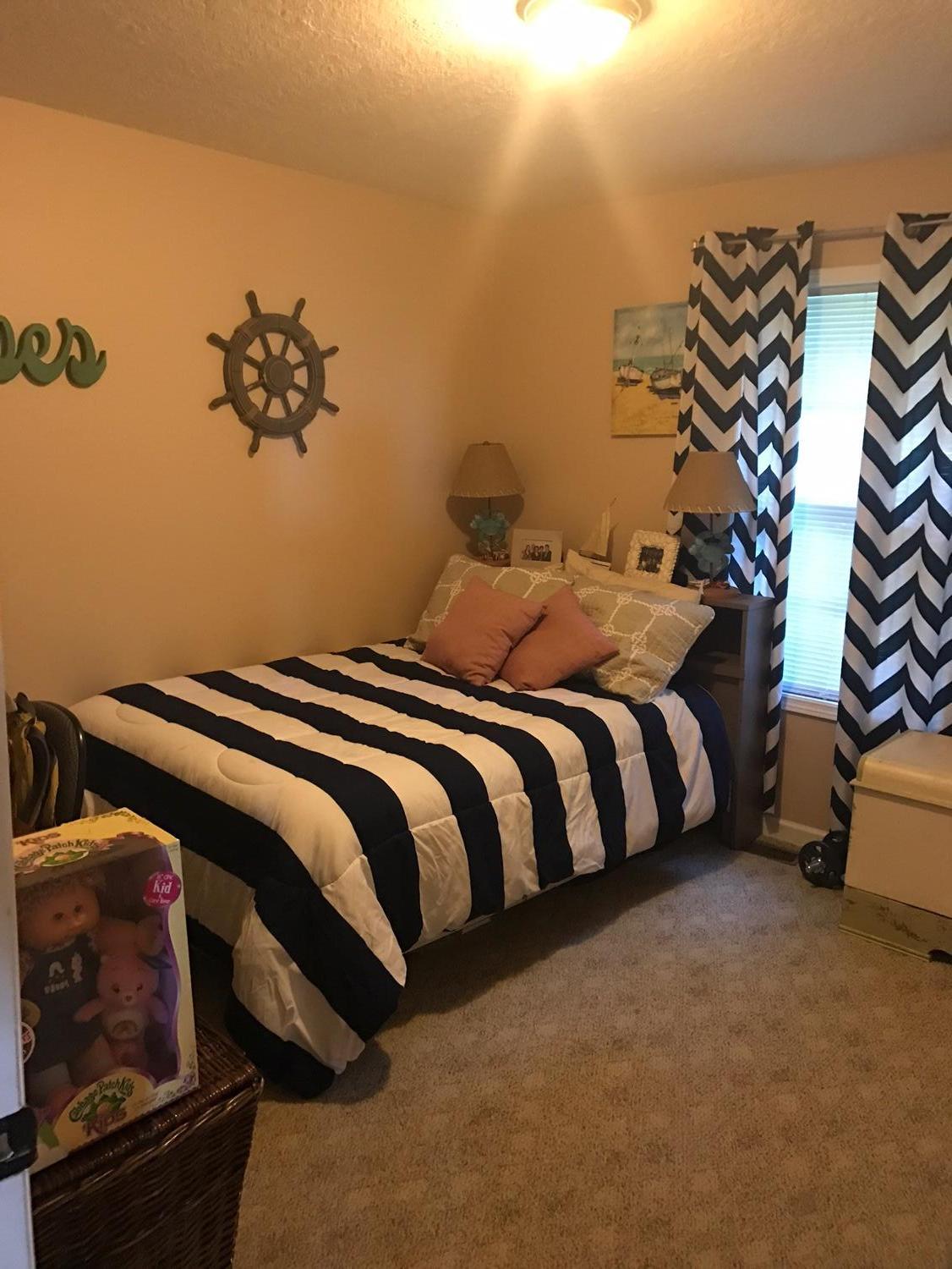 570 Coffey Road New Tazewell, TN 37825 - Photo 23 of 35 3rd Bedroom