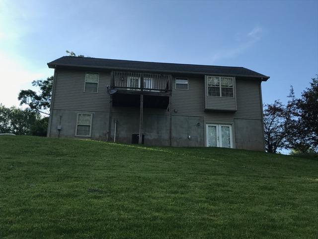 570 Coffey Road New Tazewell, TN 37825 - Photo 4 of 35 Back