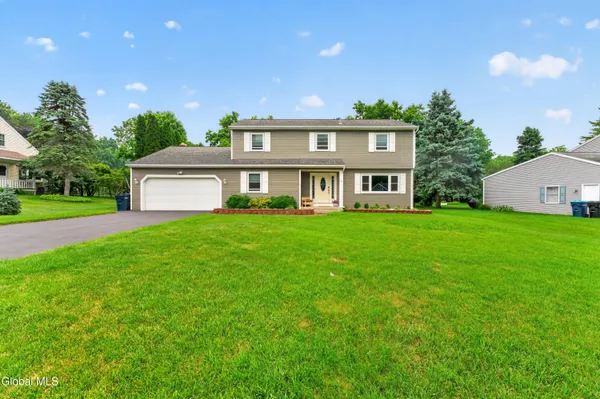 $499,999 | 4 Homestead Road, Glenville, NY 12302