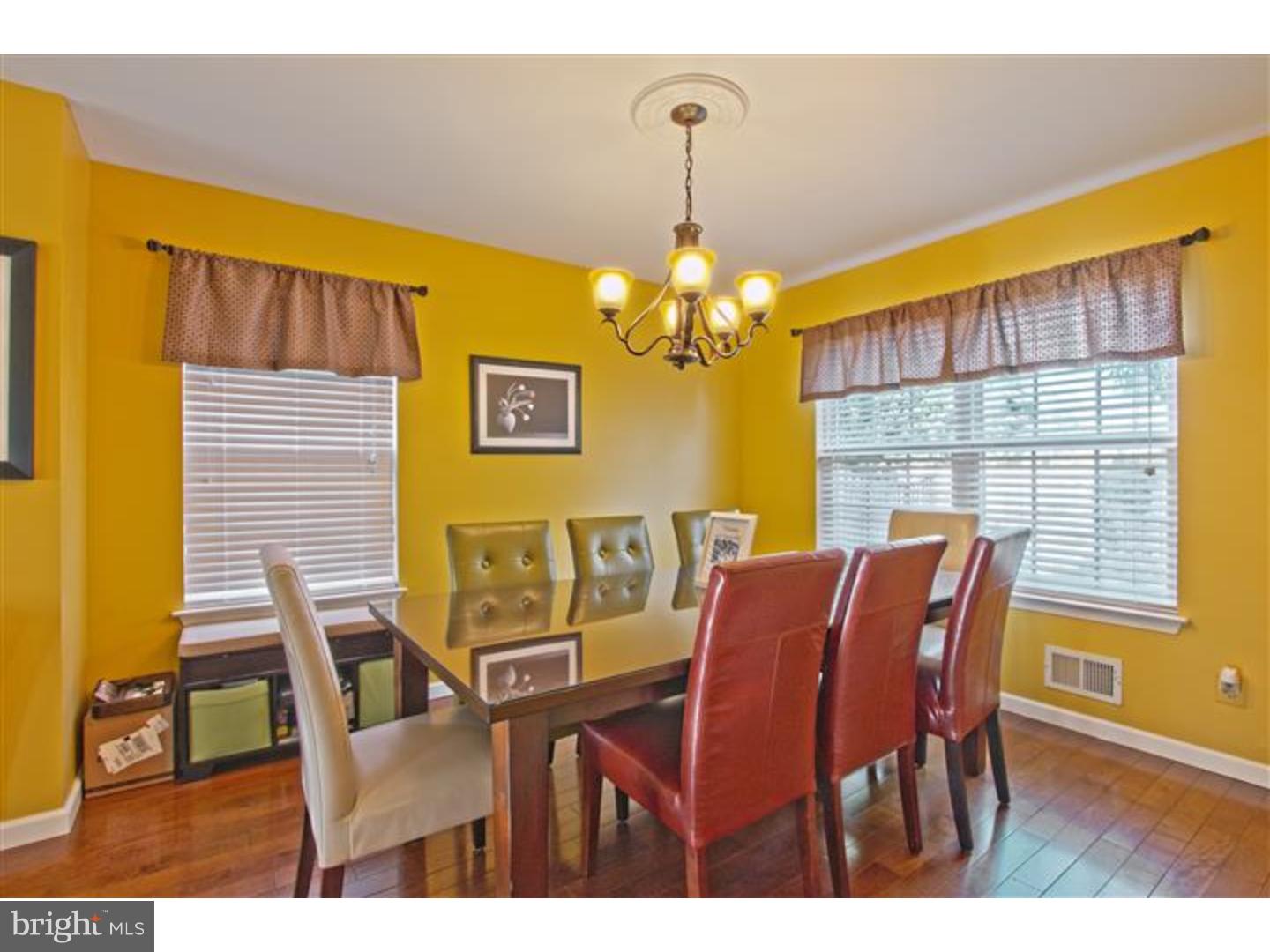 123 Cornflower Road Hamilton, NJ 08620 - Photo 5 of 25