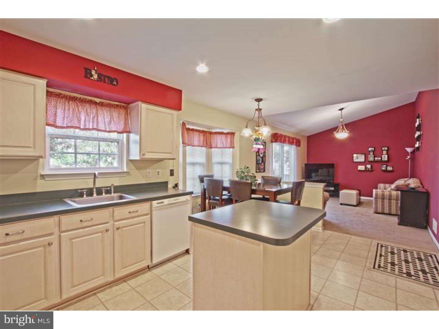 123 Cornflower Road Hamilton, NJ 08620 - Photo 6 of 25