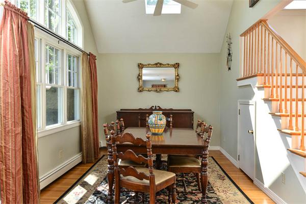96 Gilson Road Scituate, MA 02066 - Photo 3 of 26 Gallery Image 3