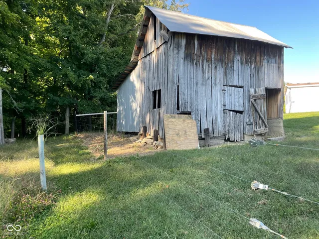 $150,000 | 2336 South Stringtown Road, Covington, IN 47932