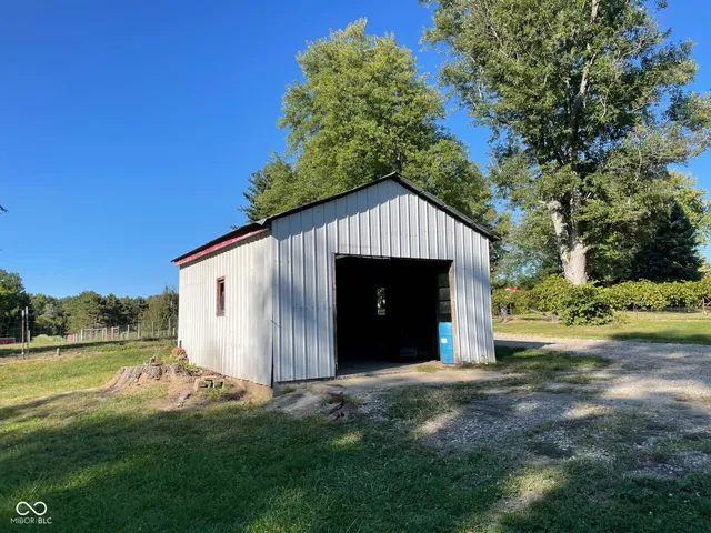 $150,000 | 2336 South Stringtown Road, Covington, IN 47932