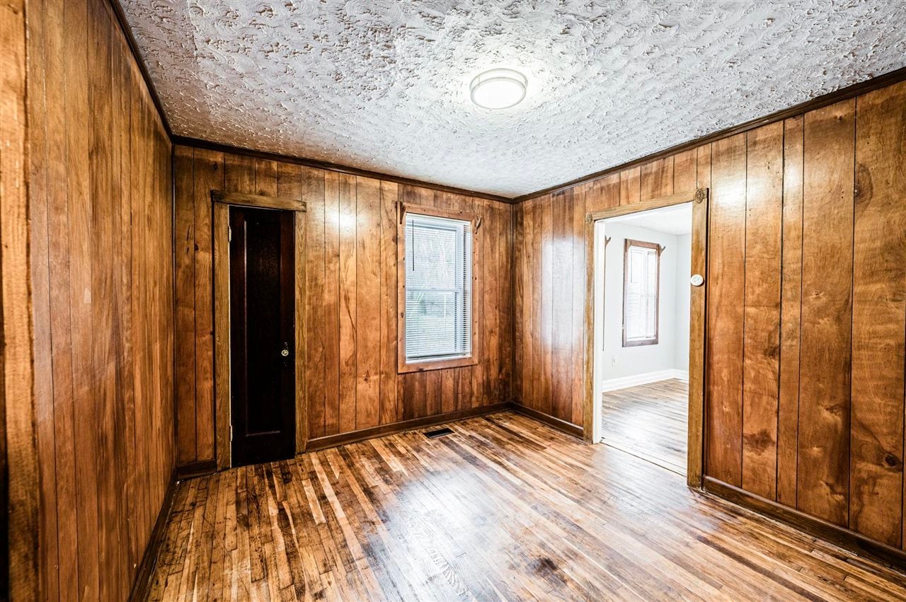 1664 Blue Level Road Bowling Green, KY 42101 - Photo 14 of 22 Gallery Image 14
