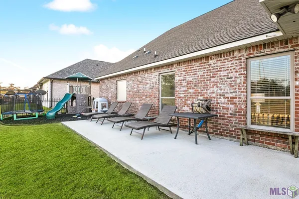 $426,000 | 21478 Yellow Fin Drive, Springfield, LA 70462