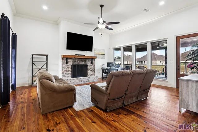 $426,500 | 21478 Yellow Fin Drive, Springfield, LA 70462