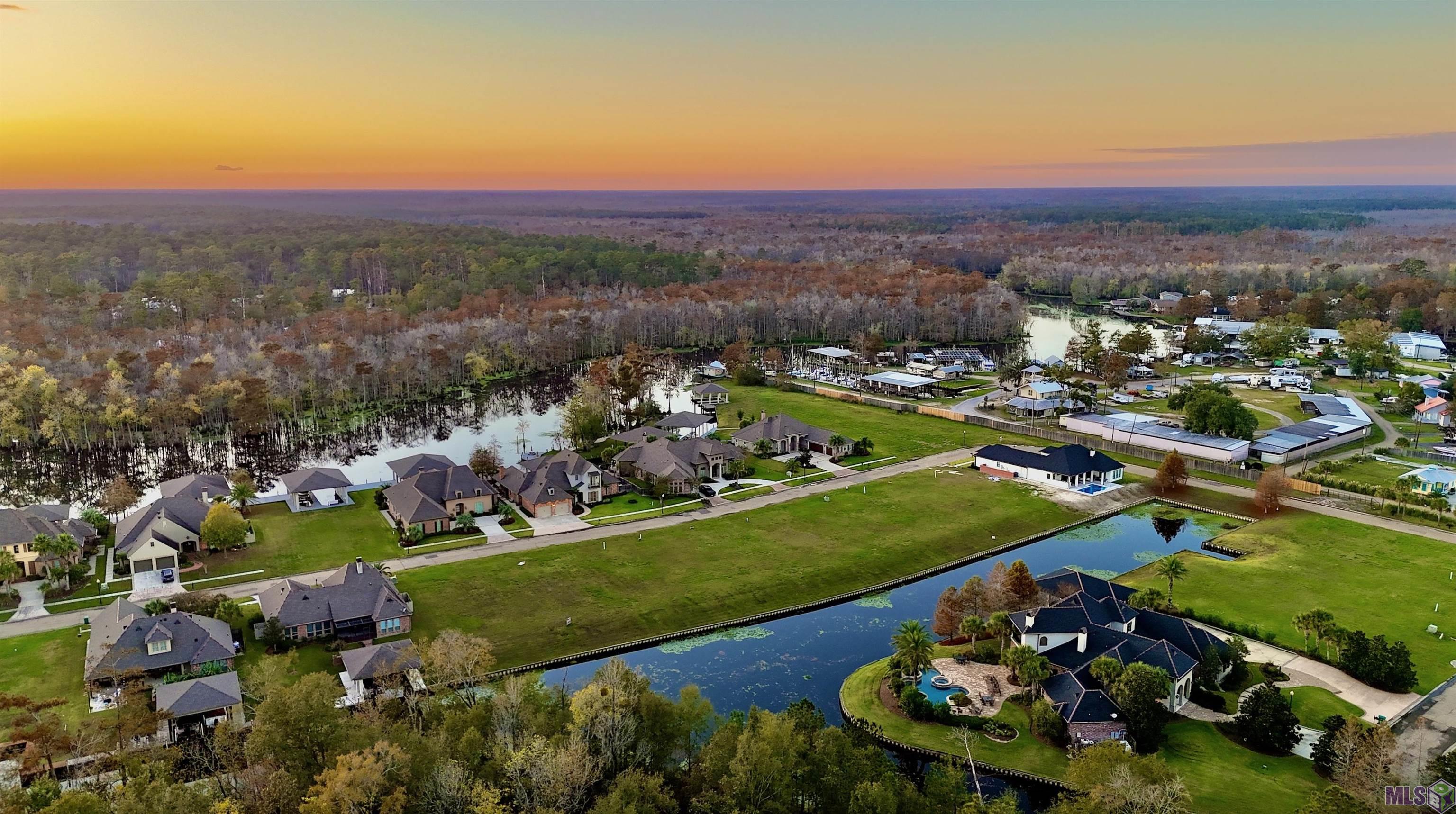 21478 Yellow Fin Drive Springfield, LA 70462 - Photo 10 of 32