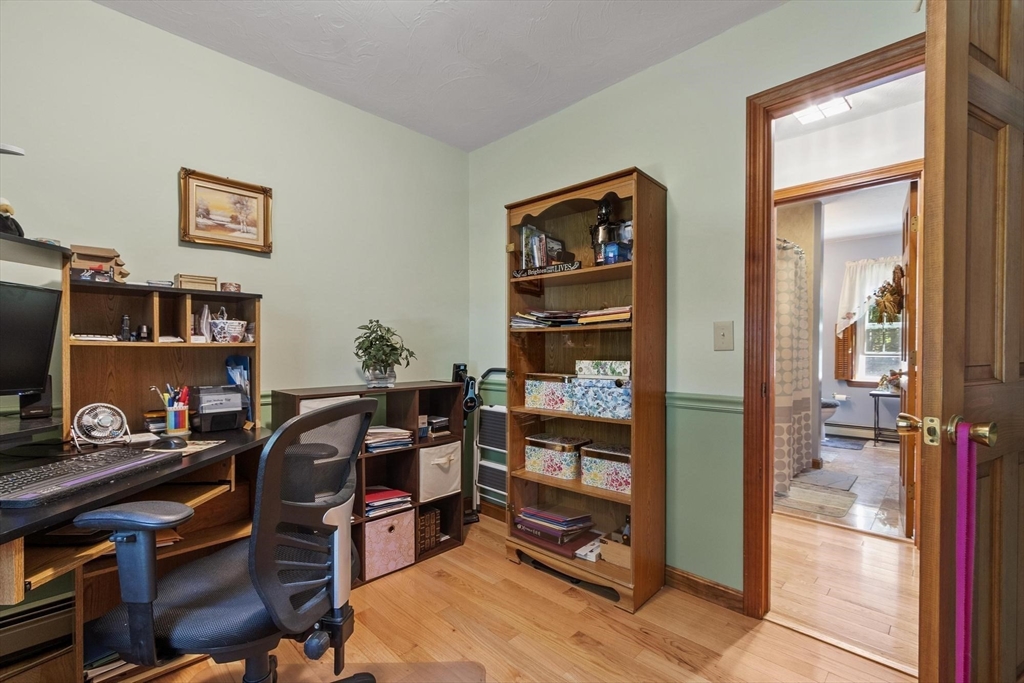 109 Hale Road Hubbardston, MA 01452 - Photo 33 of 41 Gallery Image 33
