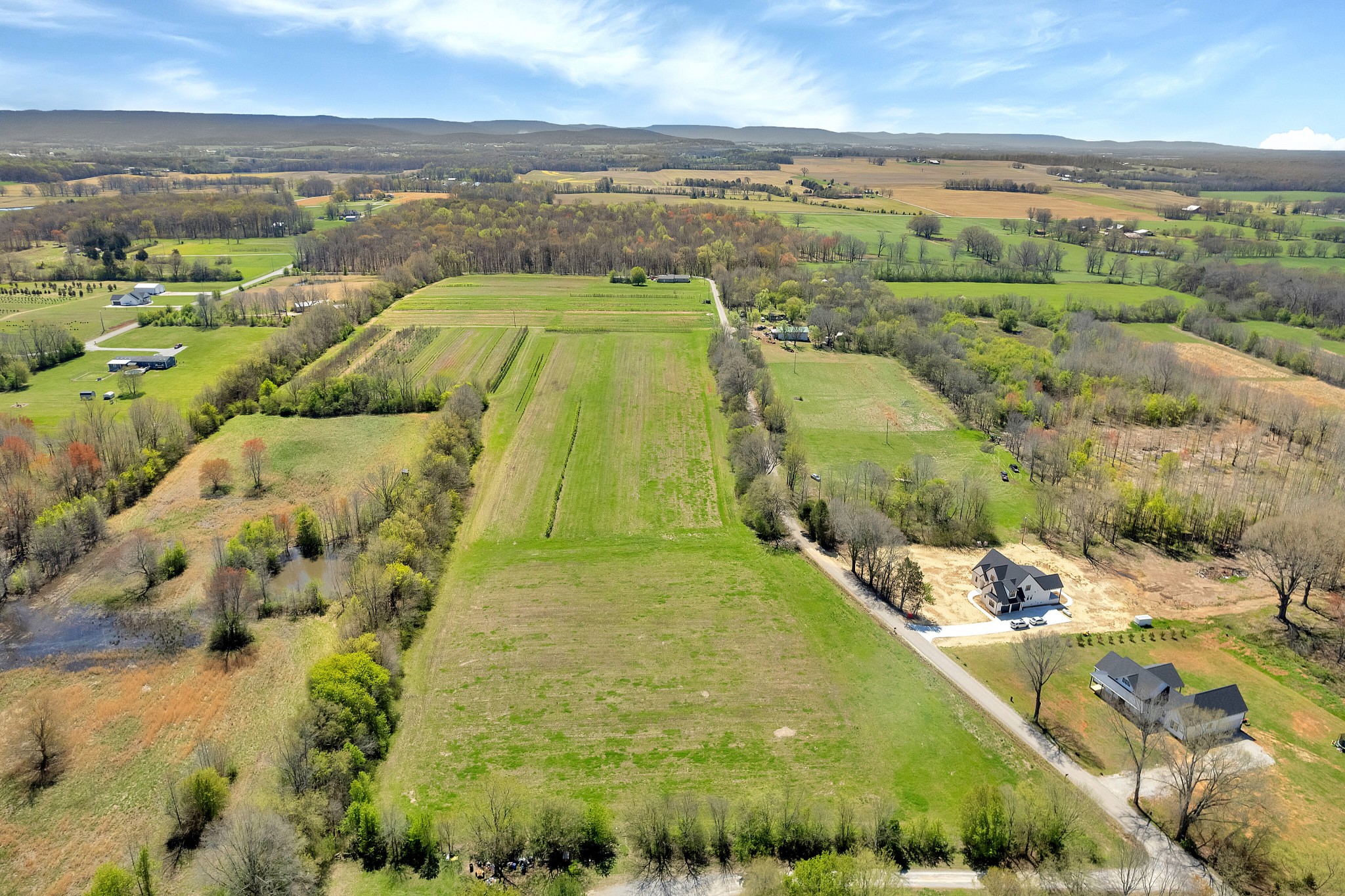 0 Haddon Lane Winchester, TN 37398 - Photo 9 of 18 a view of a lake in middle of the town