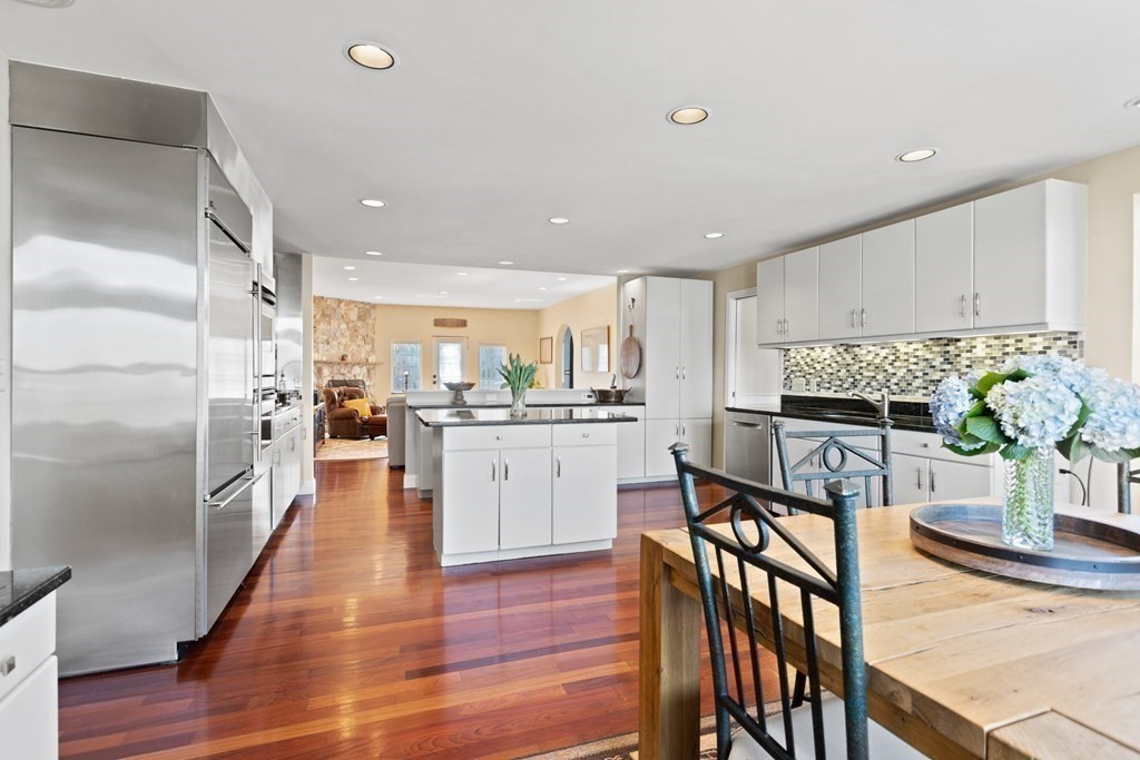 21 Howe Road Cohasset, MA 02025 - Photo 8 of 33 Gallery Image 8
