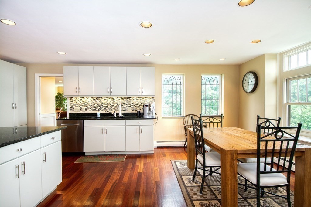 21 Howe Road Cohasset, MA 02025 - Photo 10 of 33 Gallery Image 10