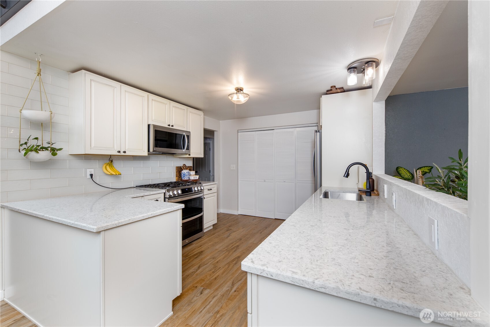 23923 Southeast 202nd Street Maple Valley, WA 98038 - Photo 11 of 40
