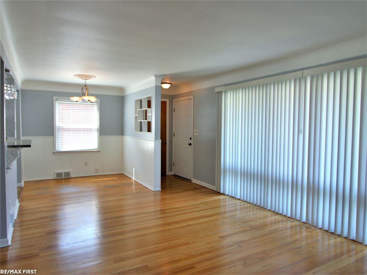 1661 Walnut Street Dearborn, MI 48124 - Photo 6 of 24