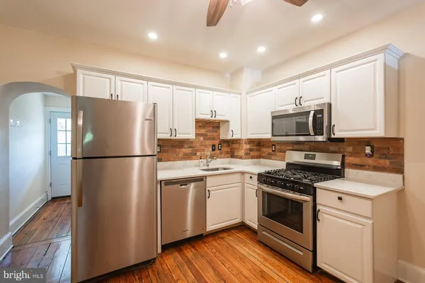 $2,475 | 4562 Silverwood Street, Philadelphia, PA 19127