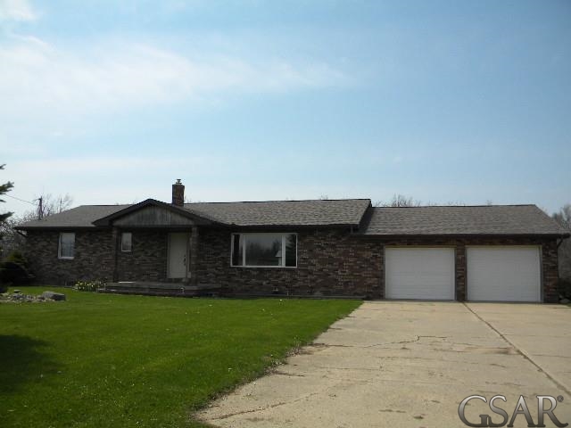 3750 East Hibbard Road Owosso, MI 48867 - Photo 1 of 28 31192835.JPG