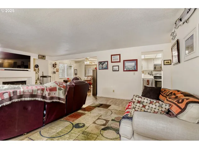 $285,000 | 1601 Northeast 113th Street, Unit 313, Vancouver, WA 98686