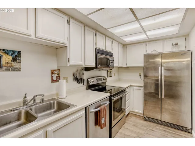 $285,000 | 1601 Northeast 113th Street, Unit 313, Vancouver, WA 98686