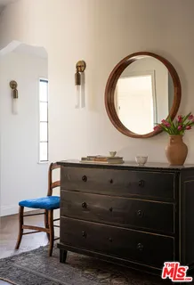 $4,395,000 | 900 South Longwood Avenue, Los Angeles, CA 90019