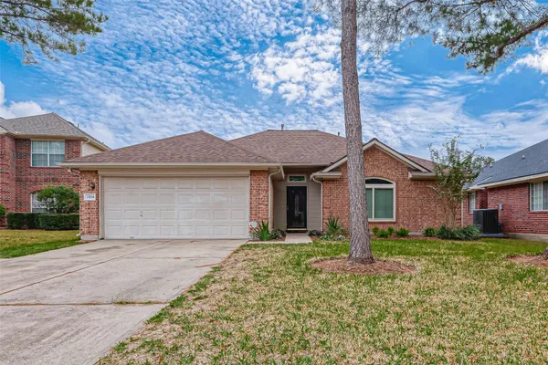 $2,099 | 11814 Copperas Creek Drive, Sugar Land, TX 77498