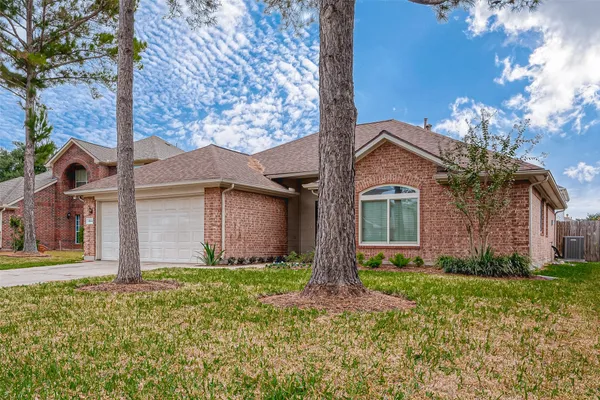 $2,099 | 11814 Copperas Creek Drive, Sugar Land, TX 77498