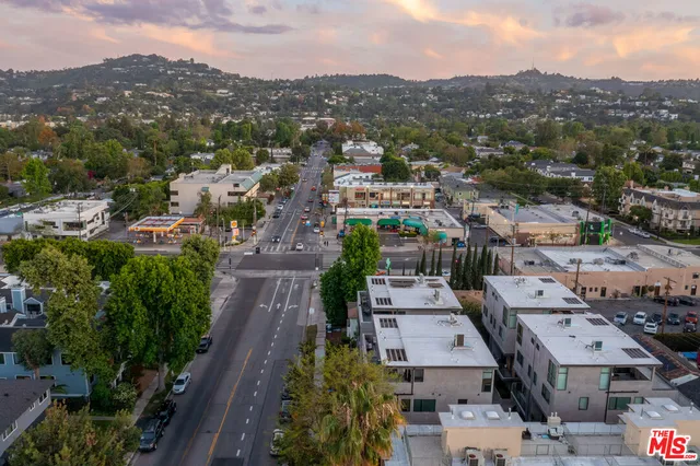 $1,495,000 | 4427 North Studio Place, Studio City, CA 91602