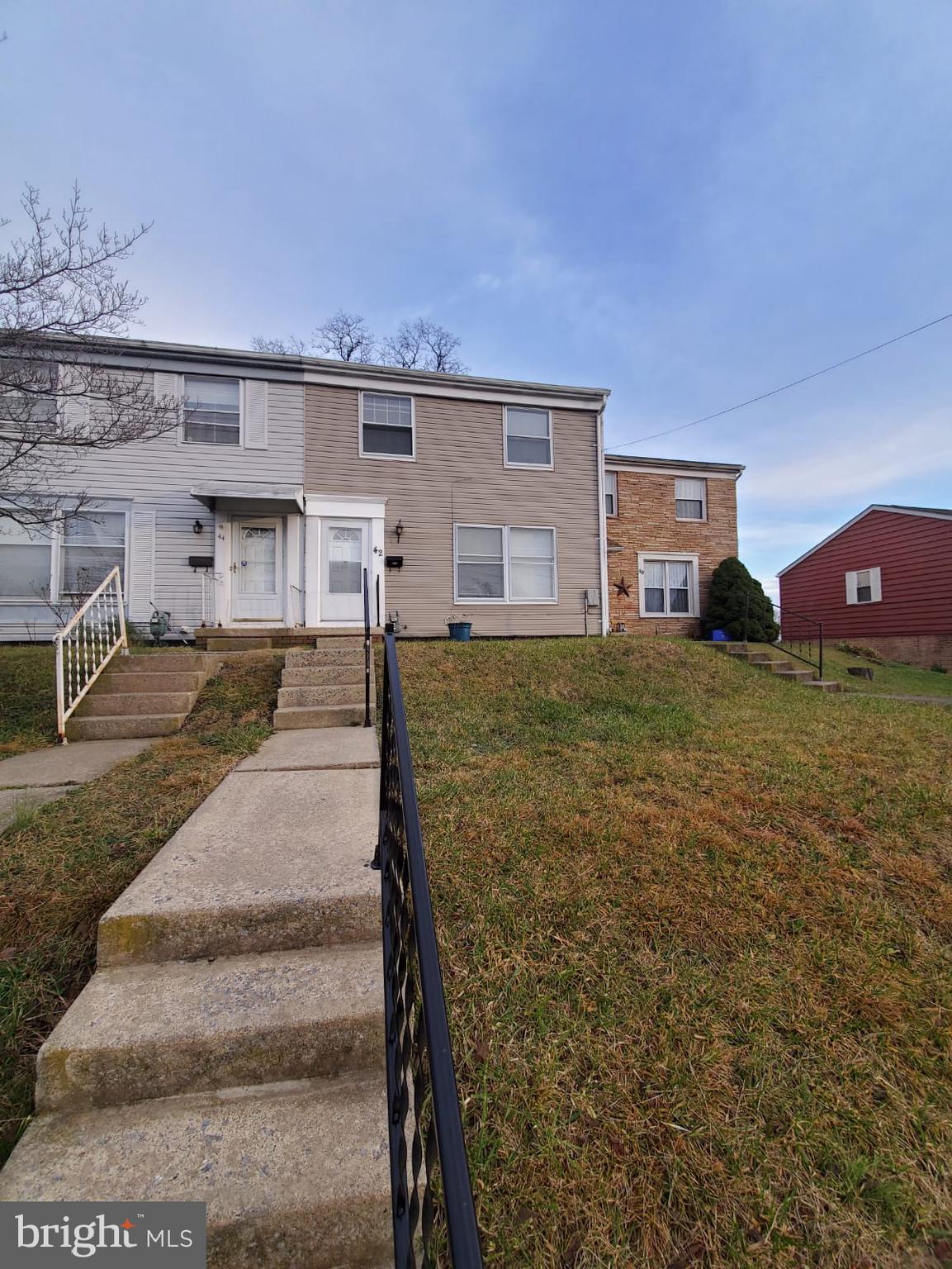42 Wakefield Road Hagerstown, MD 21740 - Photo 19 of 22 FRONT STAIRS